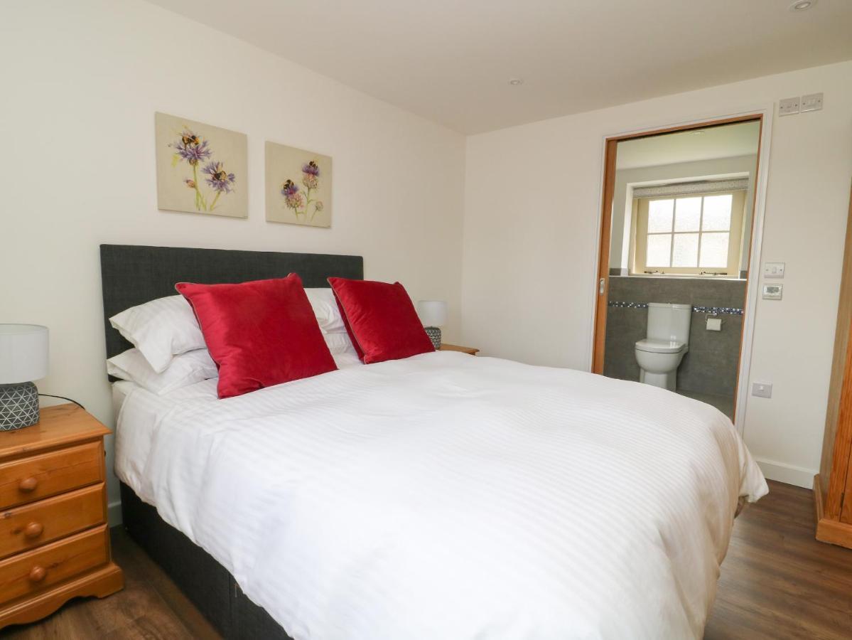 Joiners Cottage - York — Photos 3